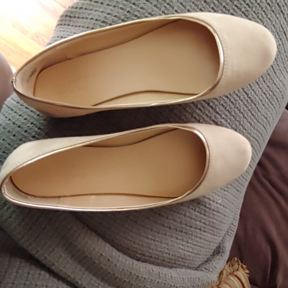 Lauren Conrad flats